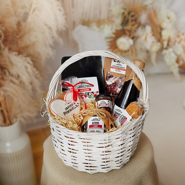 Kosz Prezentowy Pełen Szczęścia